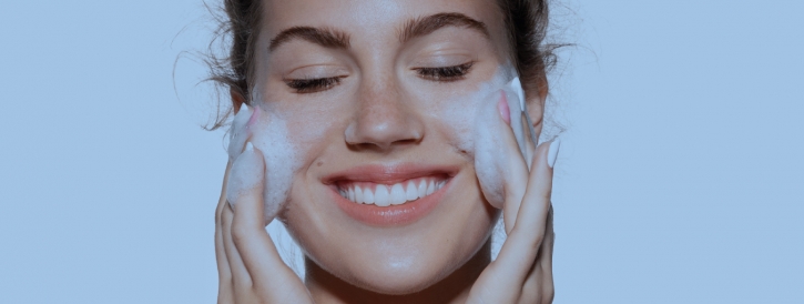 Todos los beneficios de la doble limpieza facial